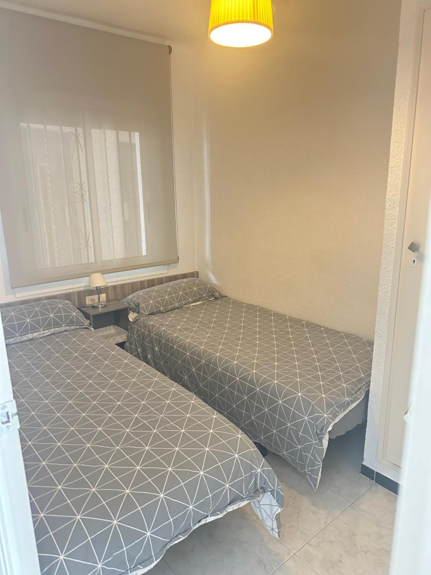 Bonito Apartamento En Roses Zona Familiar エクステリア 写真